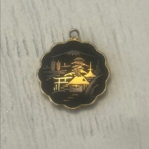 Pendant Mountain, boats japanese motifsVINTAGE